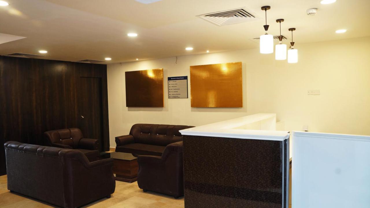 Malayalee Club Hotel Chennai Ngoại thất bức ảnh