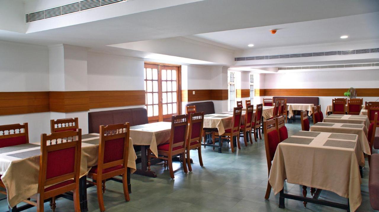 Malayalee Club Hotel Chennai Ngoại thất bức ảnh