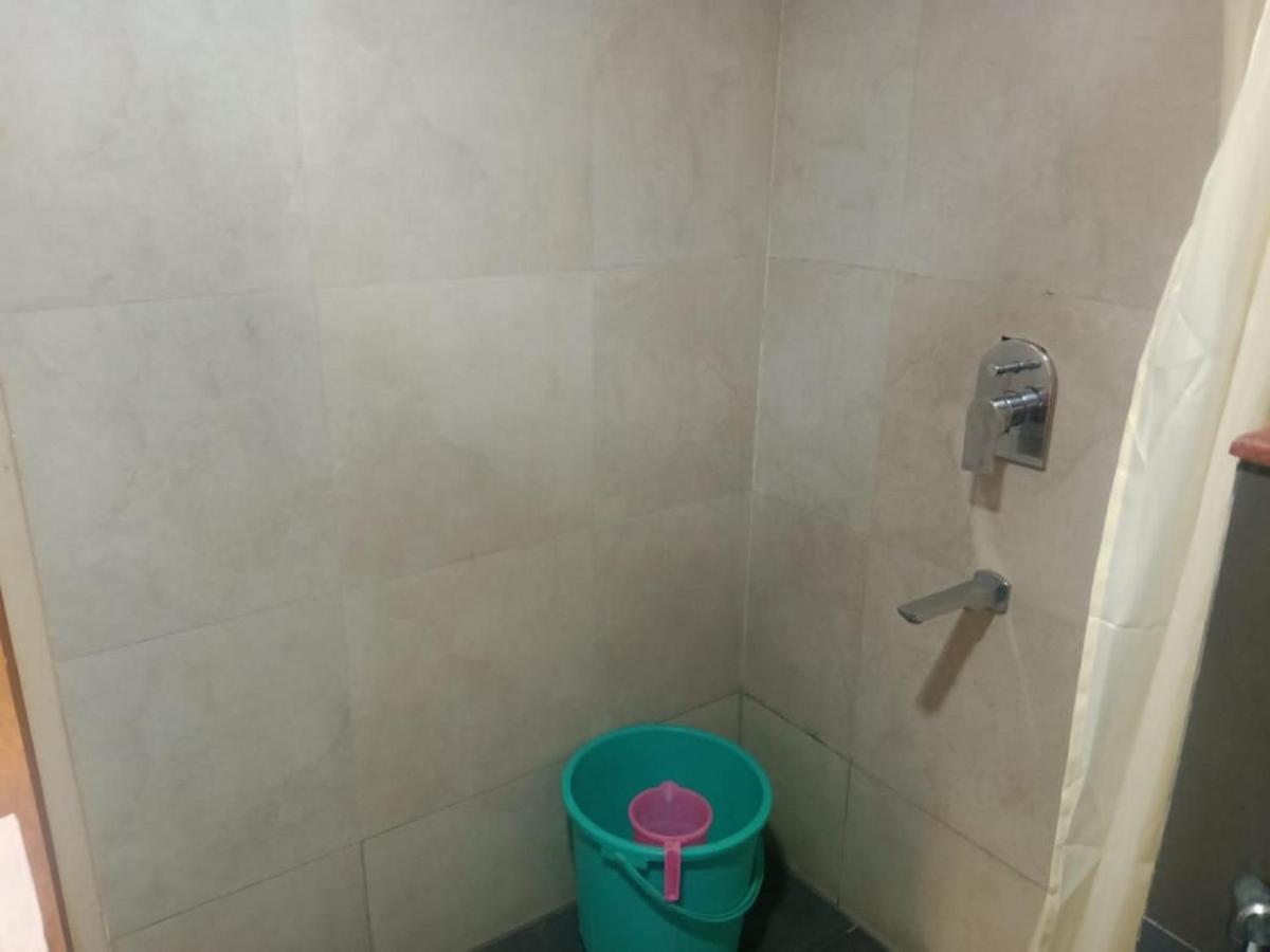 Malayalee Club Hotel Chennai Ngoại thất bức ảnh